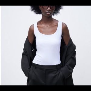 Zara (M) basic white scoop neck tank top